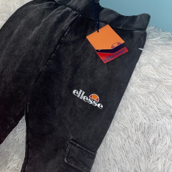 ellesse cargo leggings - Picture 2 of 3